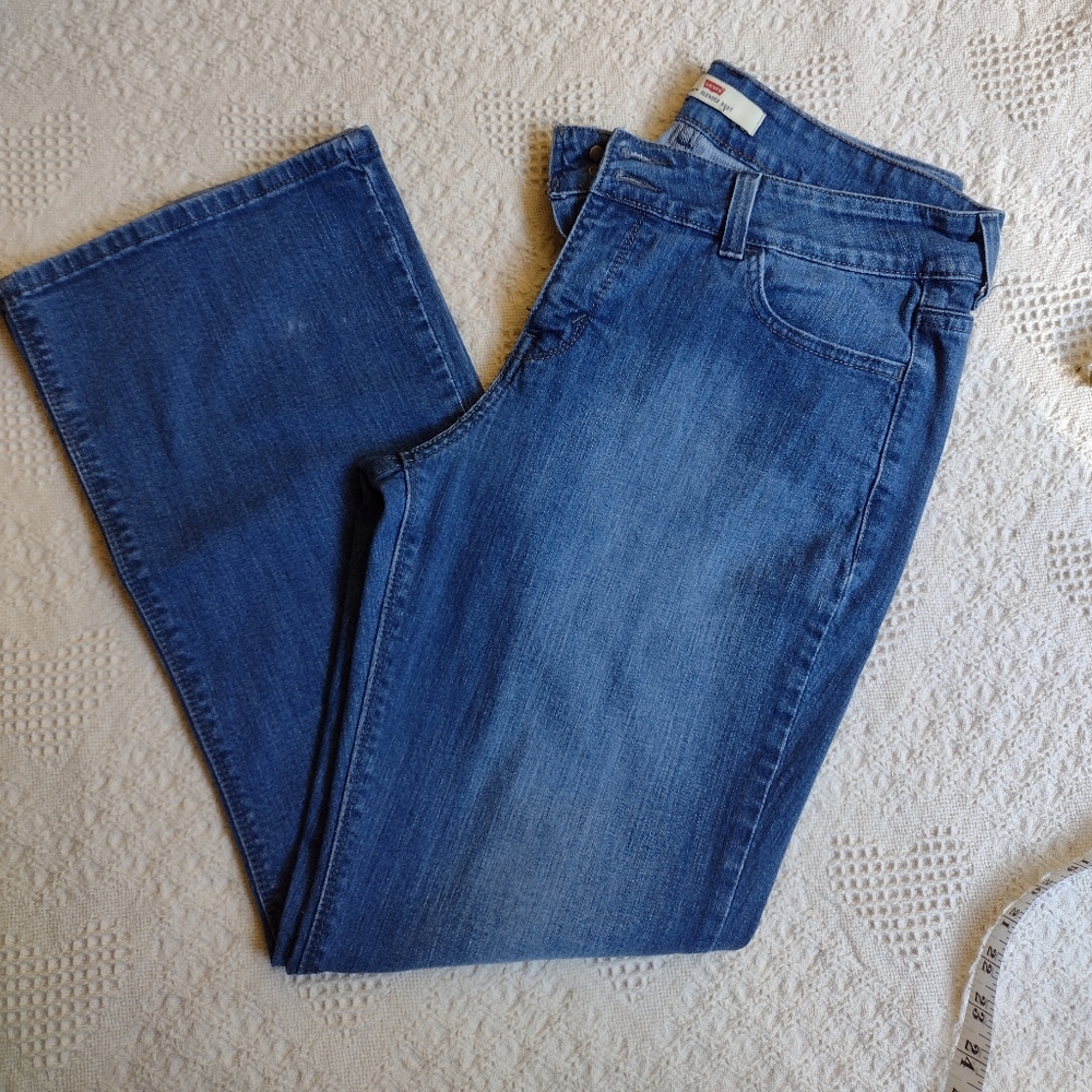 Levi's 526 Slender Boot Cut Jeans